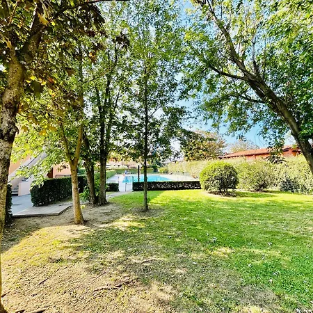 Giardino - Centrico Con Piscina